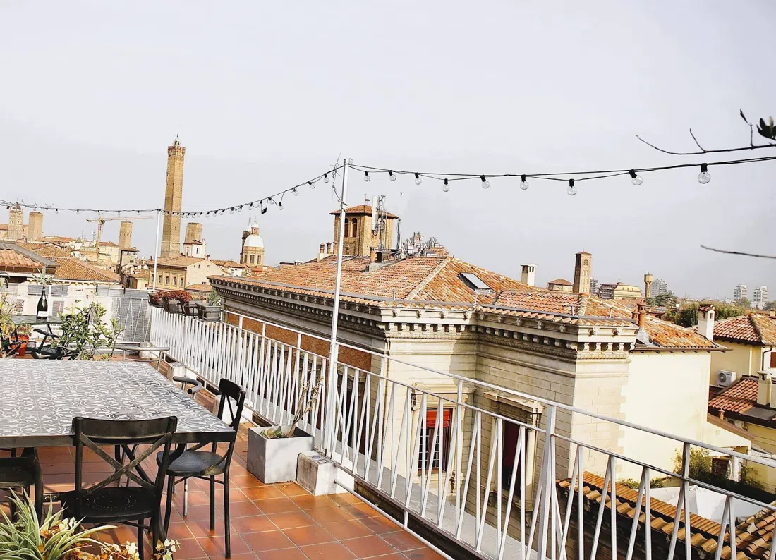 Cesarine (Le Cesarine), Bologna
