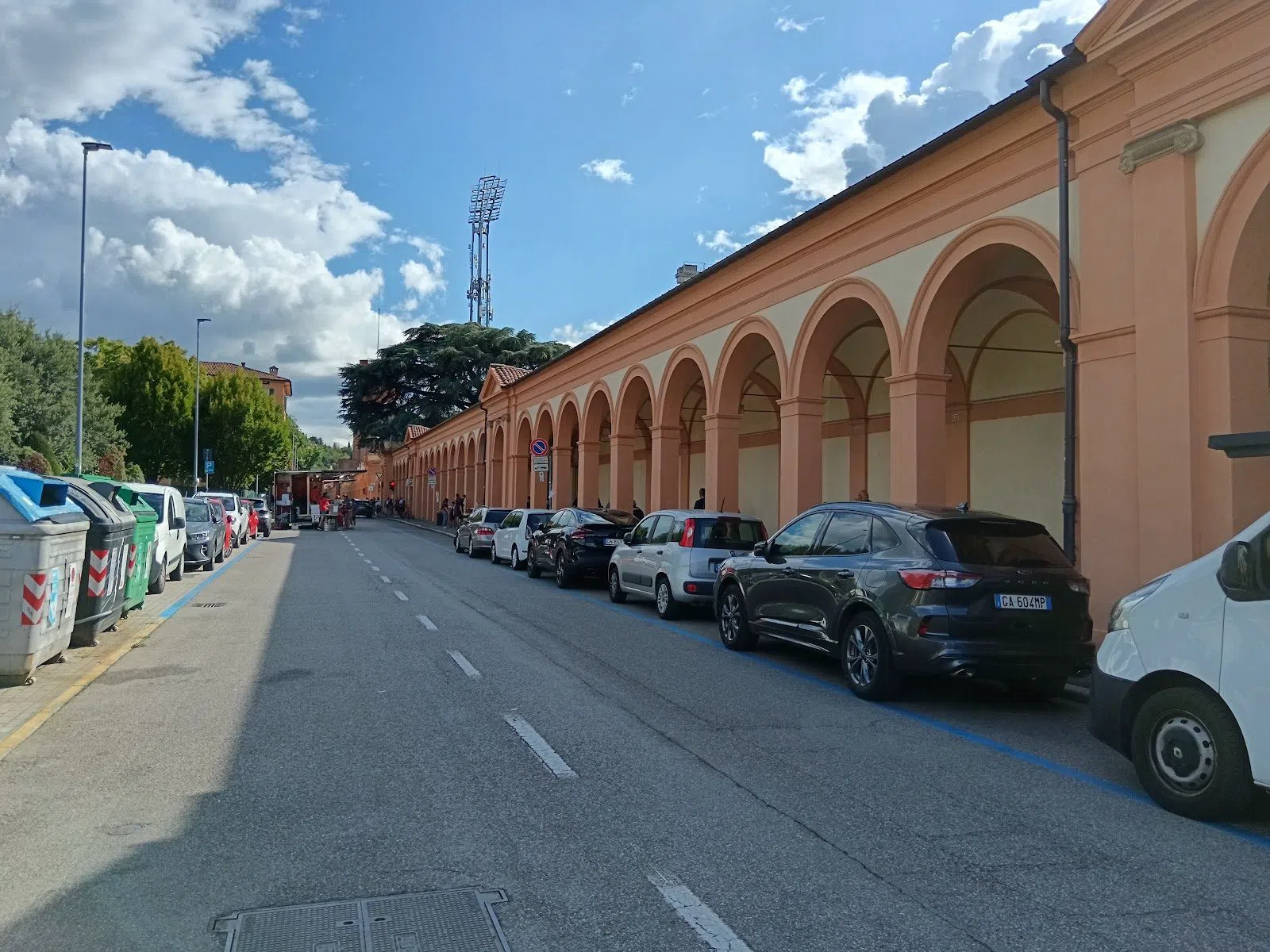 Portici della Certosa di Bologna, Bologna